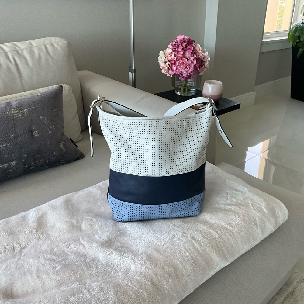 Coach SV/ Dark Navy Multicolor